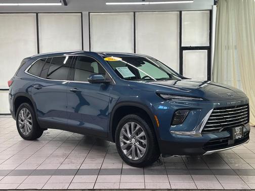 2025 Buick Enclave Preferred FWD