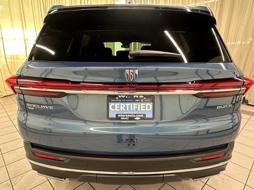 2025 Buick Enclave Preferred FWD