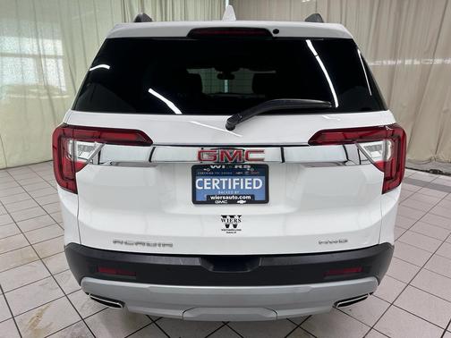 2023 GMC Acadia AWD SLT