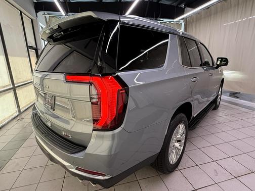 Sterling Metallic 2025 GMC Yukon Denali