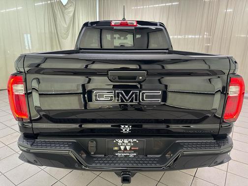 Onyx Black 2026 GMC Canyon Denali