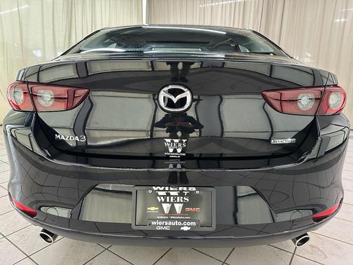 2025 Mazda Mazda3 FWD w/Preferred Package