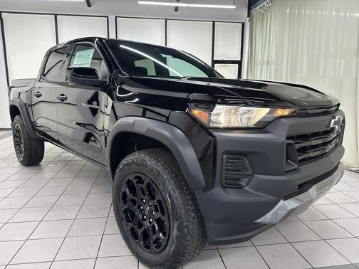 Black 2026 Chevrolet Colorado Trail Boss