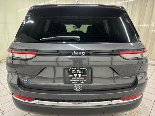 2023 Jeep Grand Cherokee 4xe Base
