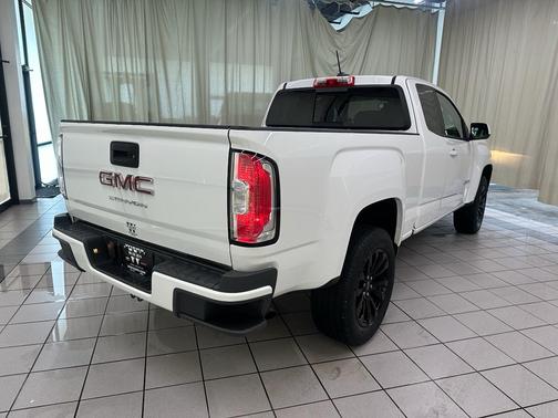 Summit White 2022 GMC Canyon Elevation