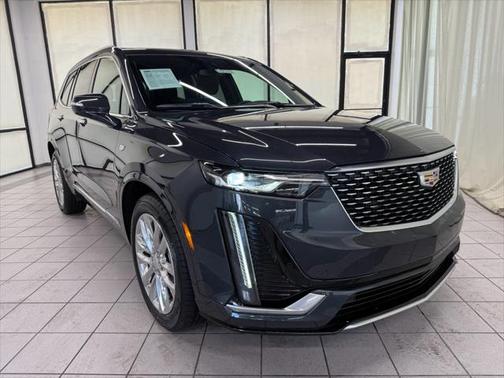 2022 Cadillac XT6 Premium Luxury AWD