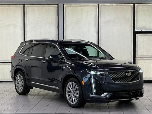 2022 Cadillac XT6 Premium Luxury AWD
