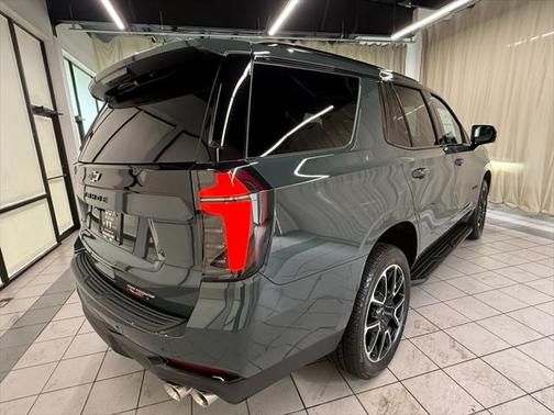 2025 Chevrolet Tahoe 4WD RST