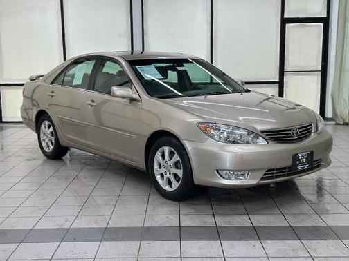 Desert Sand Mica 2005 Toyota Camry XLE
