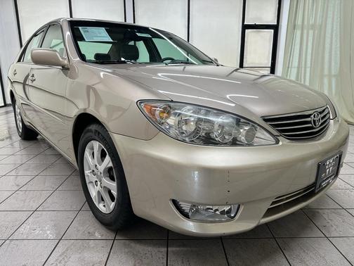 Desert Sand Mica 2005 Toyota Camry XLE