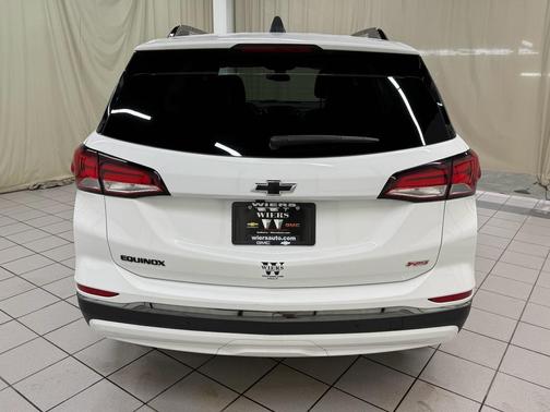Summit White 2022 Chevrolet Equinox FWD RS