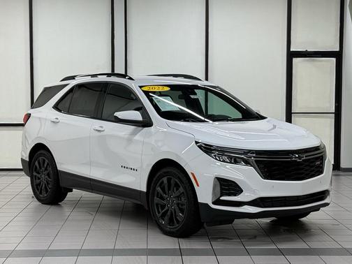 Summit White 2022 Chevrolet Equinox FWD RS