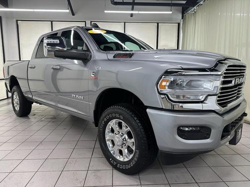 2024 RAM 2500 Laramie Crew Cab 4x4 6'4' Box