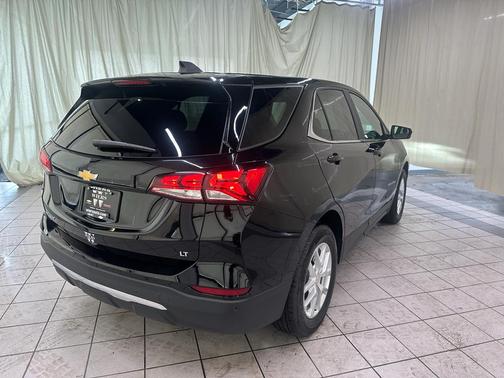 Mosaic Black Metallic 2024 Chevrolet Equinox 1LT