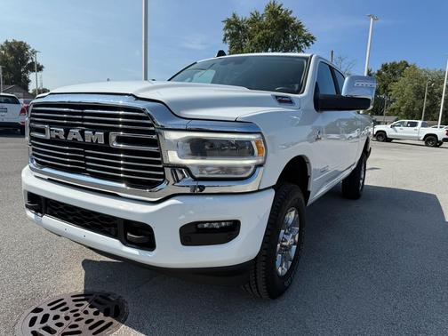 2024 RAM 2500 Laramie Crew Cab 4x4 6'4' Box