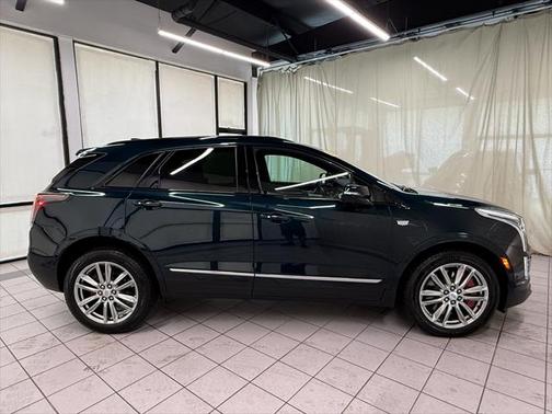 2024 Cadillac XT5 Sport