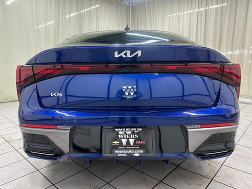 2025 Kia K5 EX