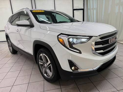 Summit White 2018 GMC Terrain SLT