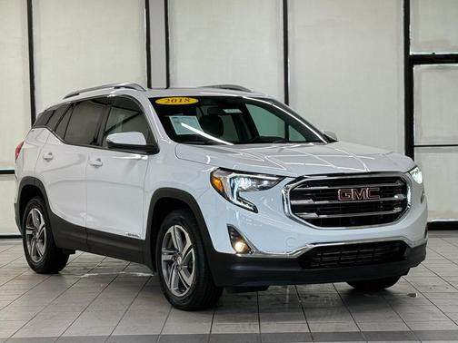 Summit White 2018 GMC Terrain SLT