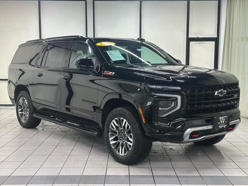 2025 Chevrolet Suburban 4WD Z71