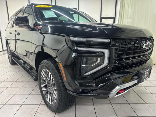 2025 Chevrolet Suburban 4WD Z71
