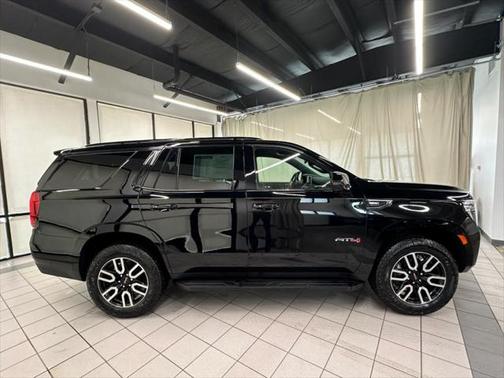 2023 GMC Yukon 4WD AT4