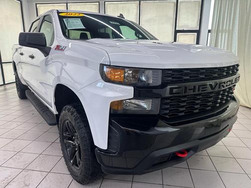 2022 Chevrolet Silverado 1500 Custom Trail Boss