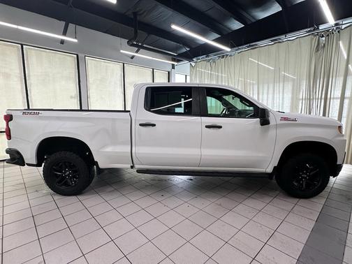 2022 Chevrolet Silverado 1500 Custom Trail Boss