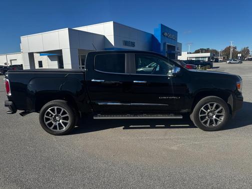 2022 GMC Canyon Denali