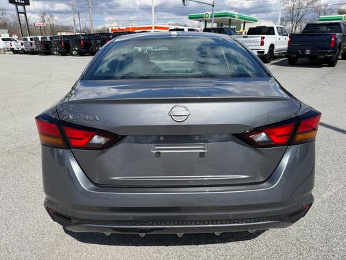 2025 Nissan Altima S FWD