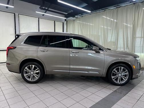 2023 Cadillac XT6 Premium Luxury AWD