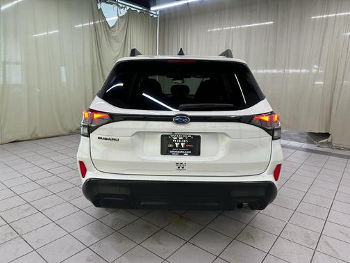 Crystal White Pearl 2025 Subaru Forester Premium