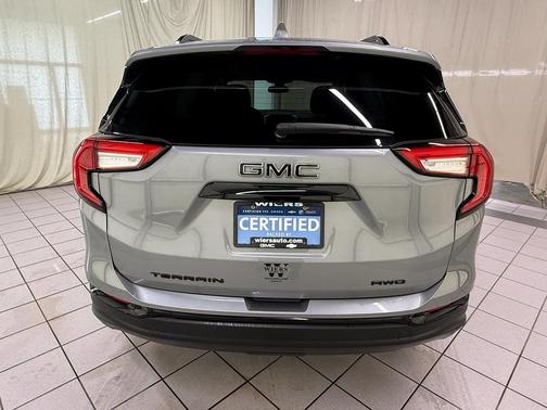 Sterling Metallic 2023 GMC Terrain SLE