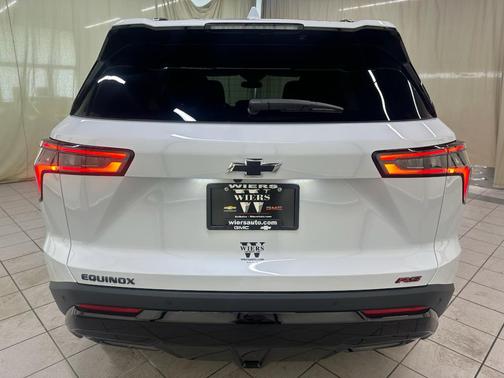 Polar White Tricoat 2027 Chevrolet Equinox FWD RS