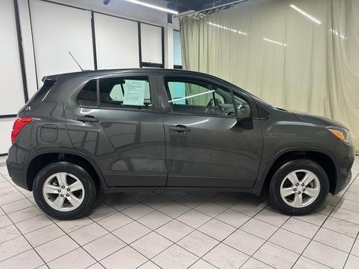 Nightfall Gray Metallic 2020 Chevrolet Trax LS