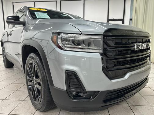 2023 GMC Acadia SLT