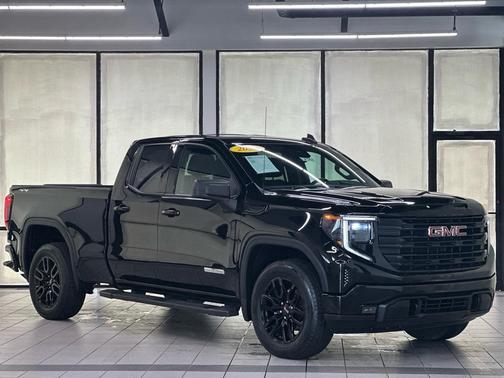 Onyx Black 2023 GMC Sierra 1500 Elevation