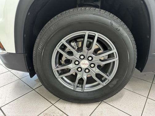 2025 GMC Acadia AWD Elevation