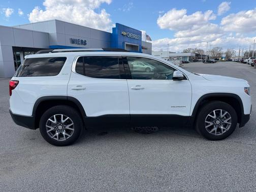 Summit White 2023 GMC Acadia FWD SLT