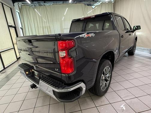 Dark Ash Metallic 2024 Chevrolet Silverado 1500 LT