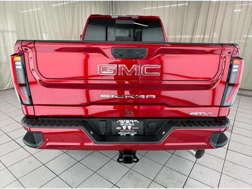 2025 GMC Sierra 2500 AT4
