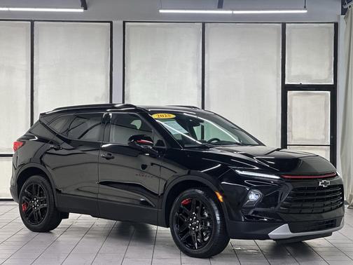Black 2025 Chevrolet Blazer 2LT