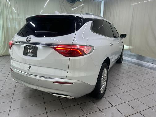 White Frost Tricoat 2024 Buick Enclave Premium AWD