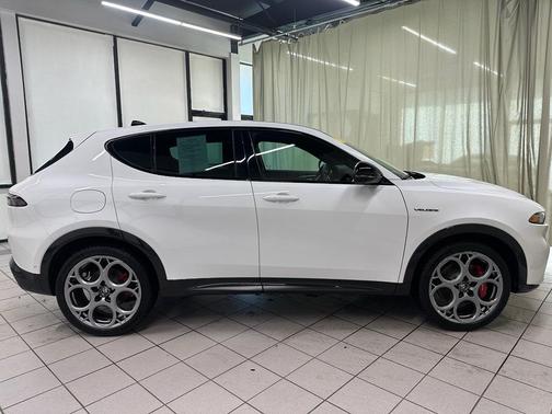 2024 Alfa Romeo Tonale Veloce EAWD