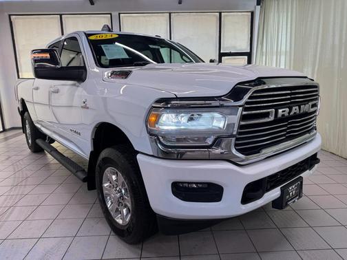 2024 RAM 2500 Laramie Crew Cab 4x4 6'4' Box