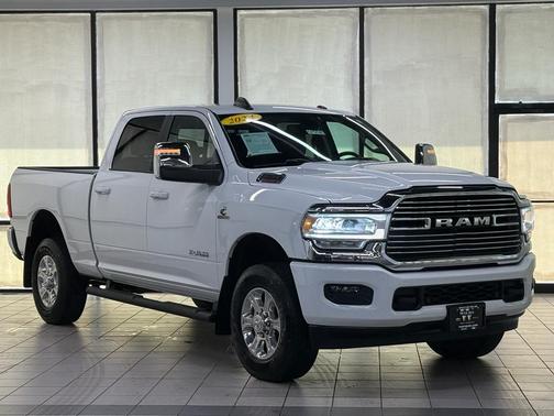 2024 RAM 2500 Laramie Crew Cab 4x4 6'4' Box