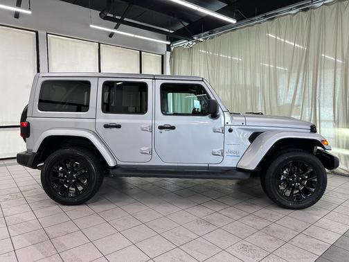 2022 Jeep Wrangler Unlimited 4xe Sahara