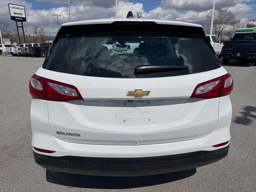 Summit White 2020 Chevrolet Equinox LS