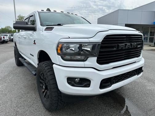 Bright White Clearcoat 2020 RAM 2500 Big Horn Crew Cab 4x4 6'4' Box