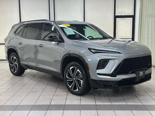 2025 Buick Enclave Sport Touring